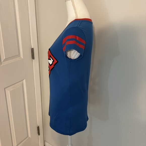 DC Comics Superman Blue V-Neck Graphic Tee Shirt Size L (11/13) - Picture 3 of 5